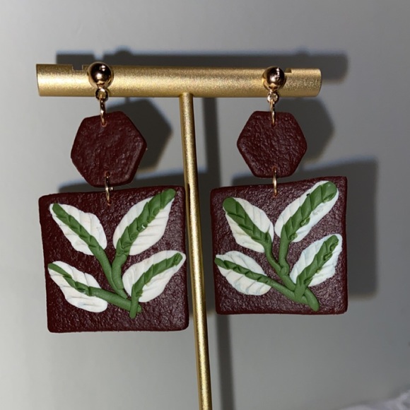 Polymer Clay leaf earrings 🍂 - Picture 4 of 4